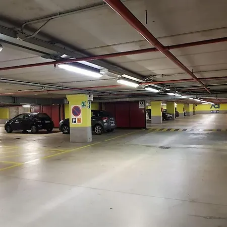 Quadrilocale 3 Bagni Centro דירה *