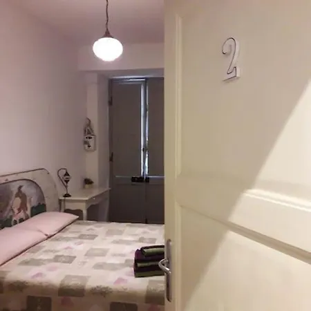 Quadrilocale 3 Bagni Centro דירה